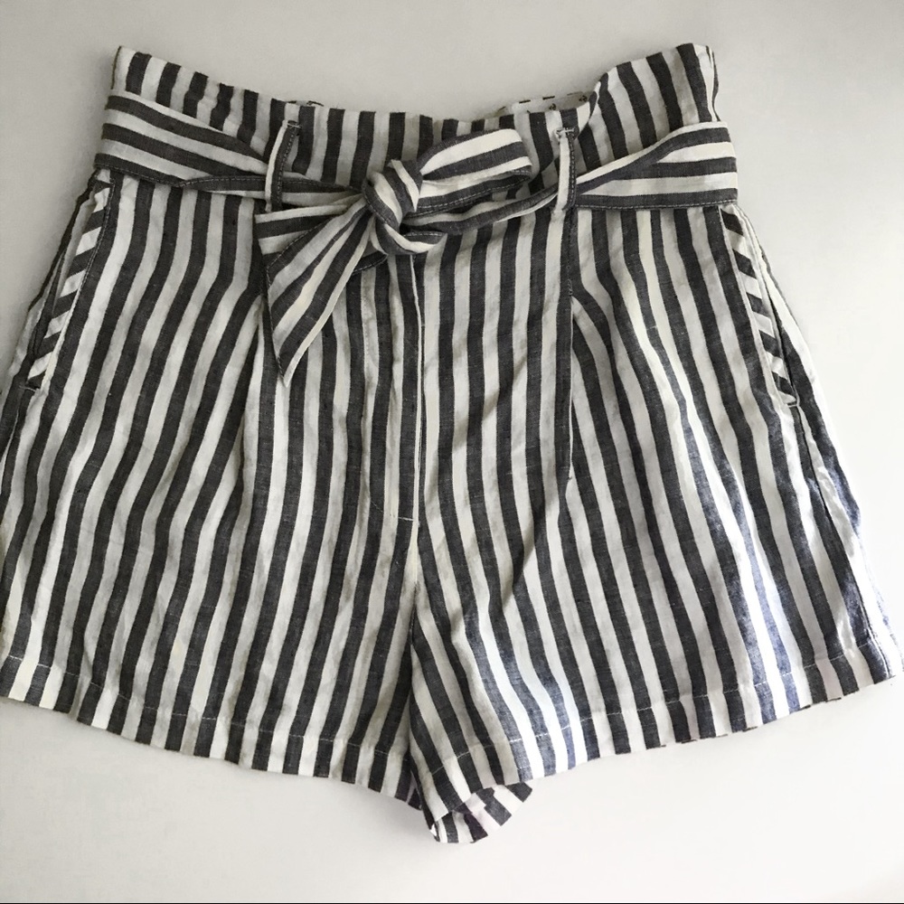 NWOT Cynthia Rowley 100% linen shorts